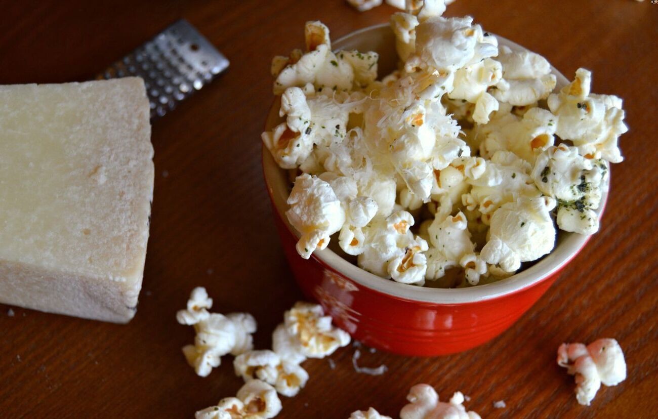 italian-popcorn-with-parmesan-recipe