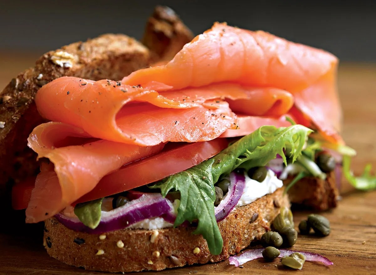 smoked-salmon-sandwich-recipe