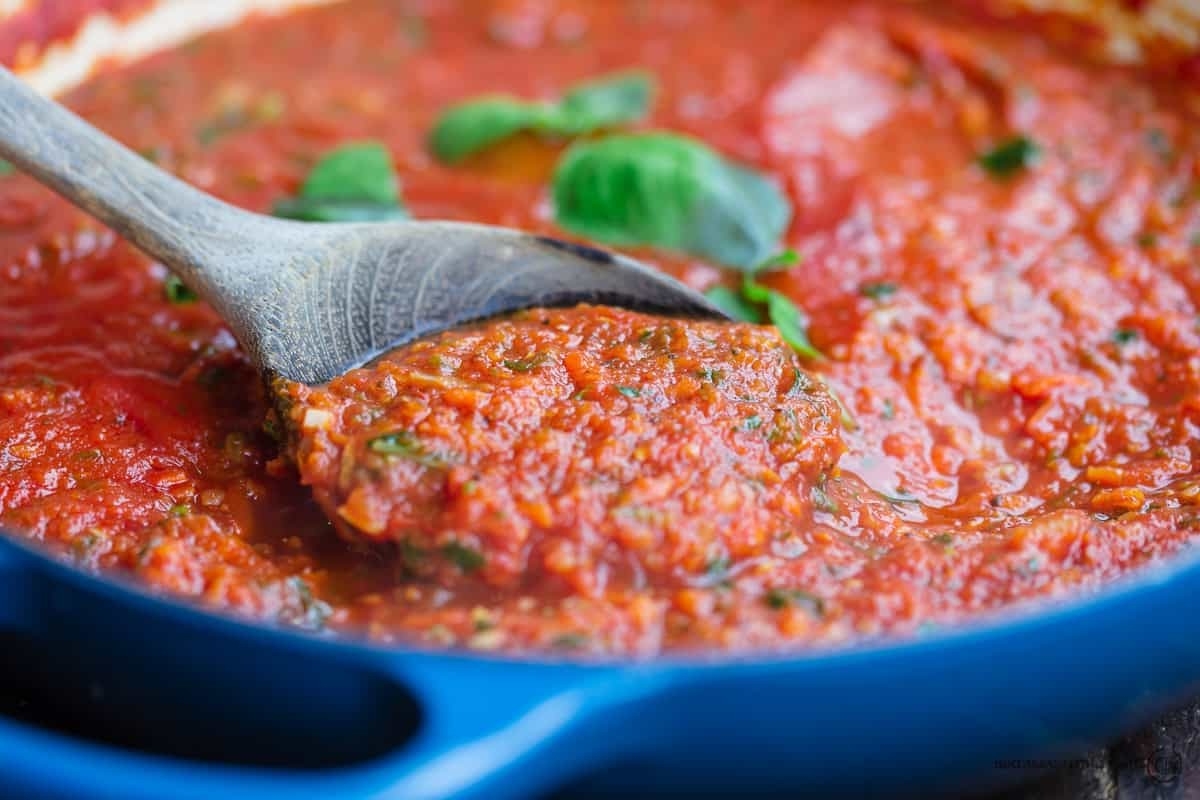 authentic-italian-tomato-sauce-recipe