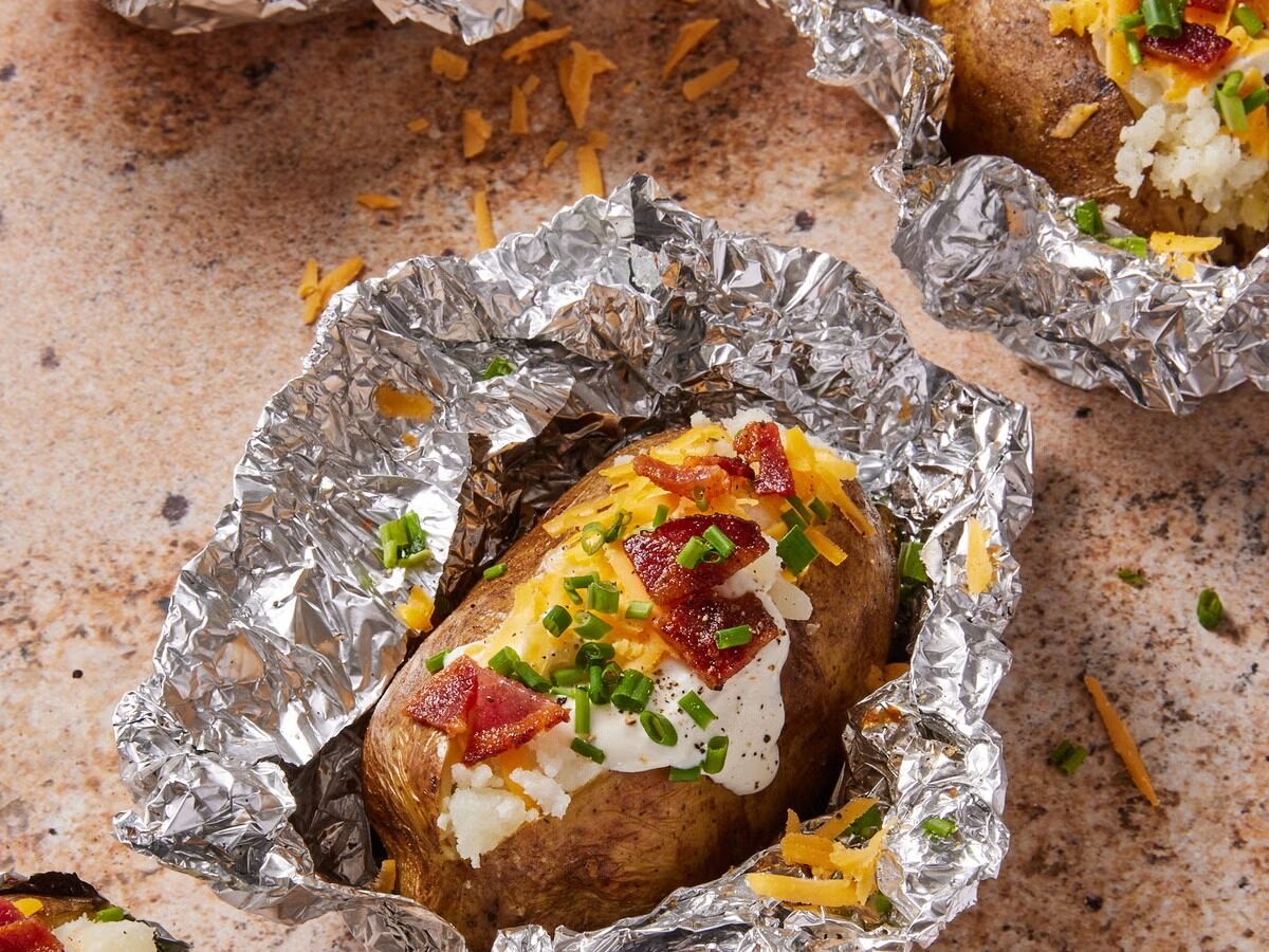 baked-potatoes-on-the-grill-recipe