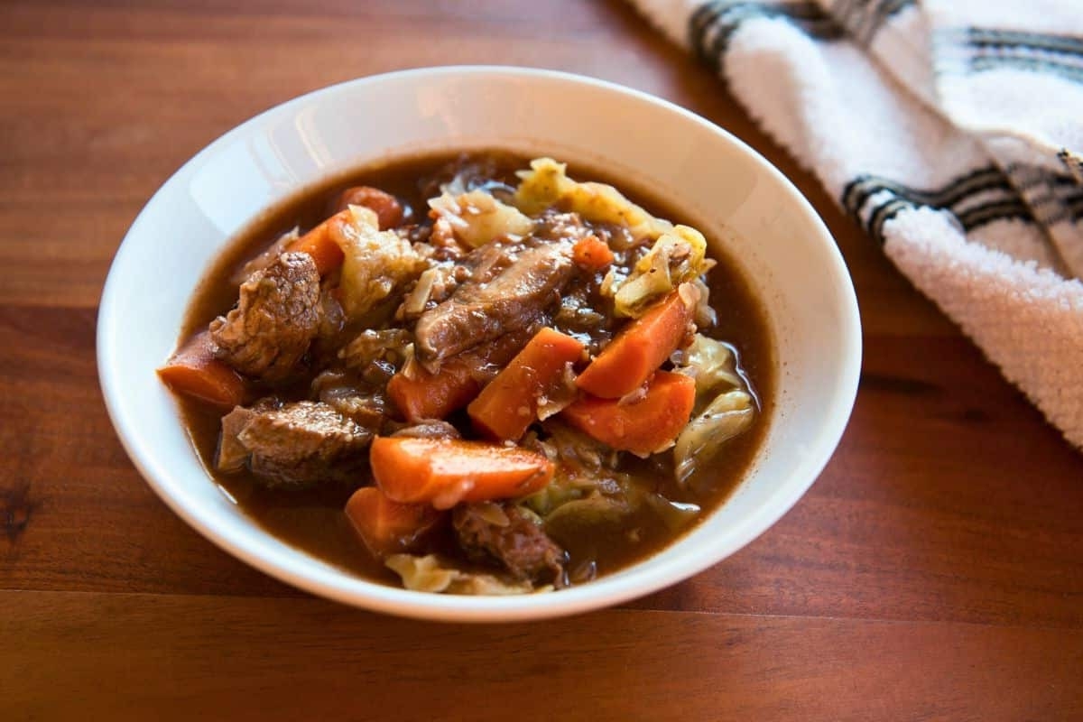 beef-and-cabbage-stew-recipe