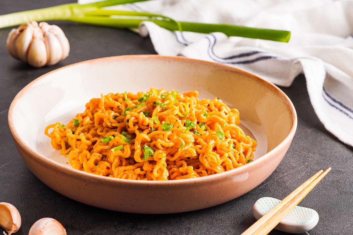 cheesy-ramen-noodles-recipe