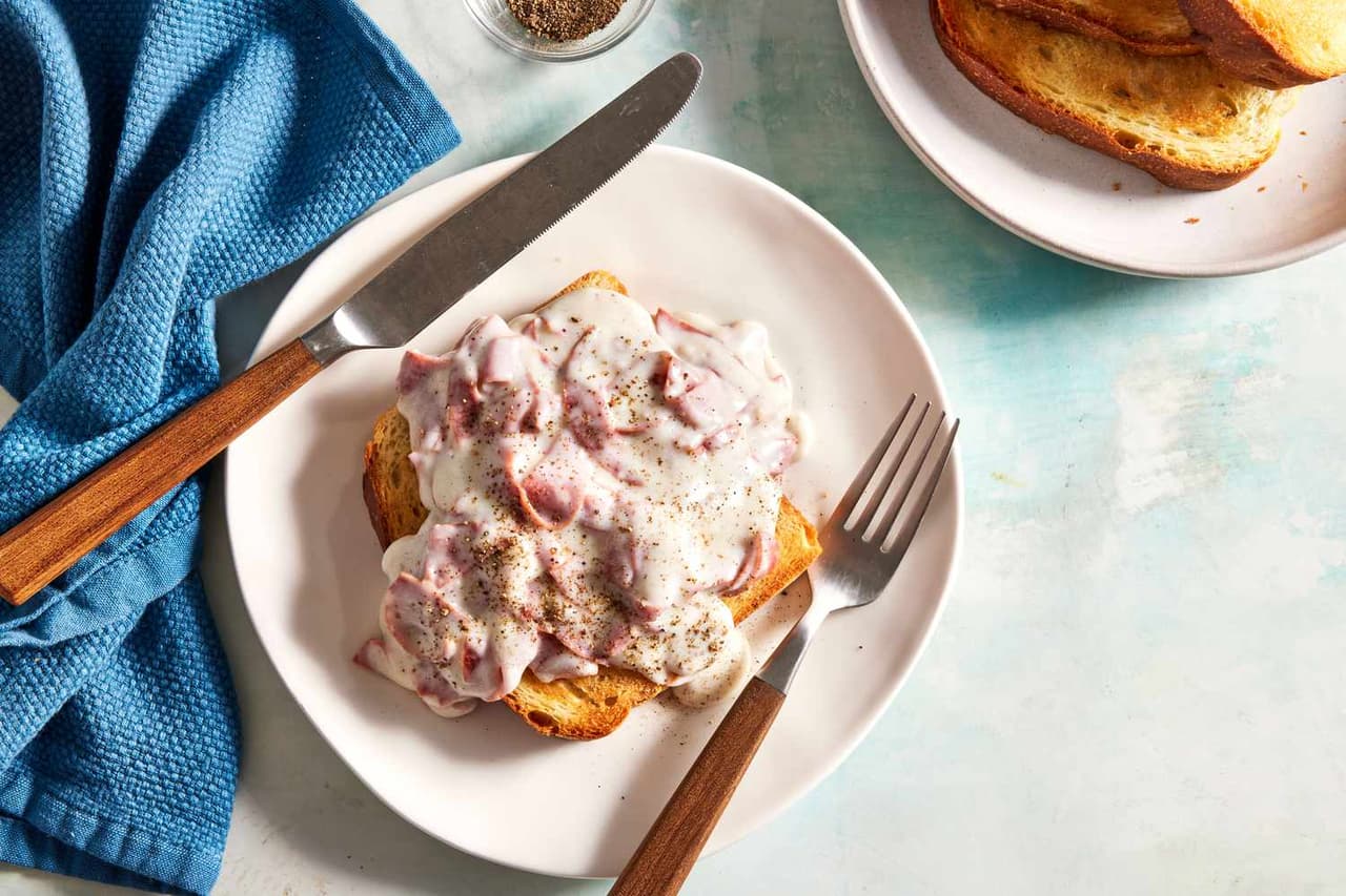 creamed-chipped-beef-on-toast-recipe