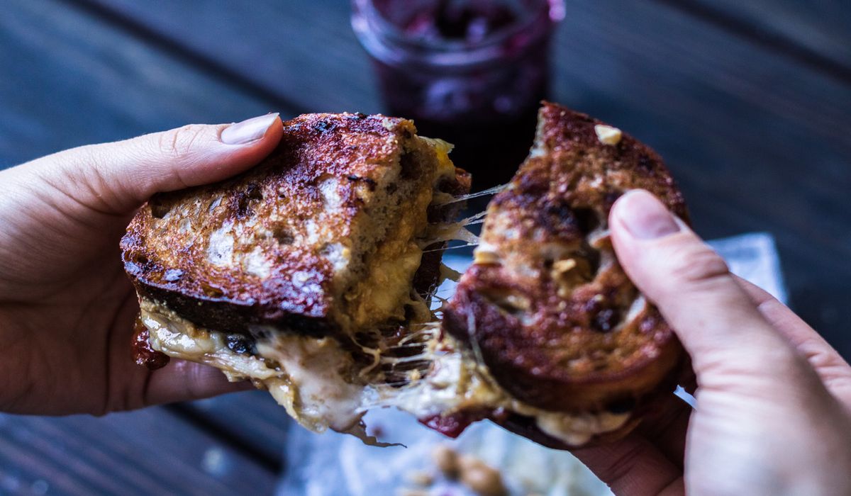 grilled-peanut-butter-and-jelly-sandwich-recipe