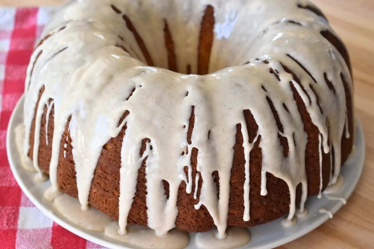italian-christmas-bread-with-eggnog-glaze-recipe