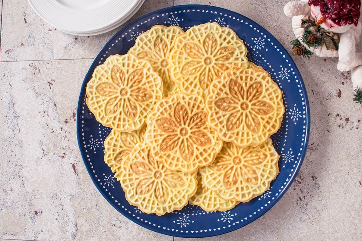 italian-pizzelle-cookies-recipe