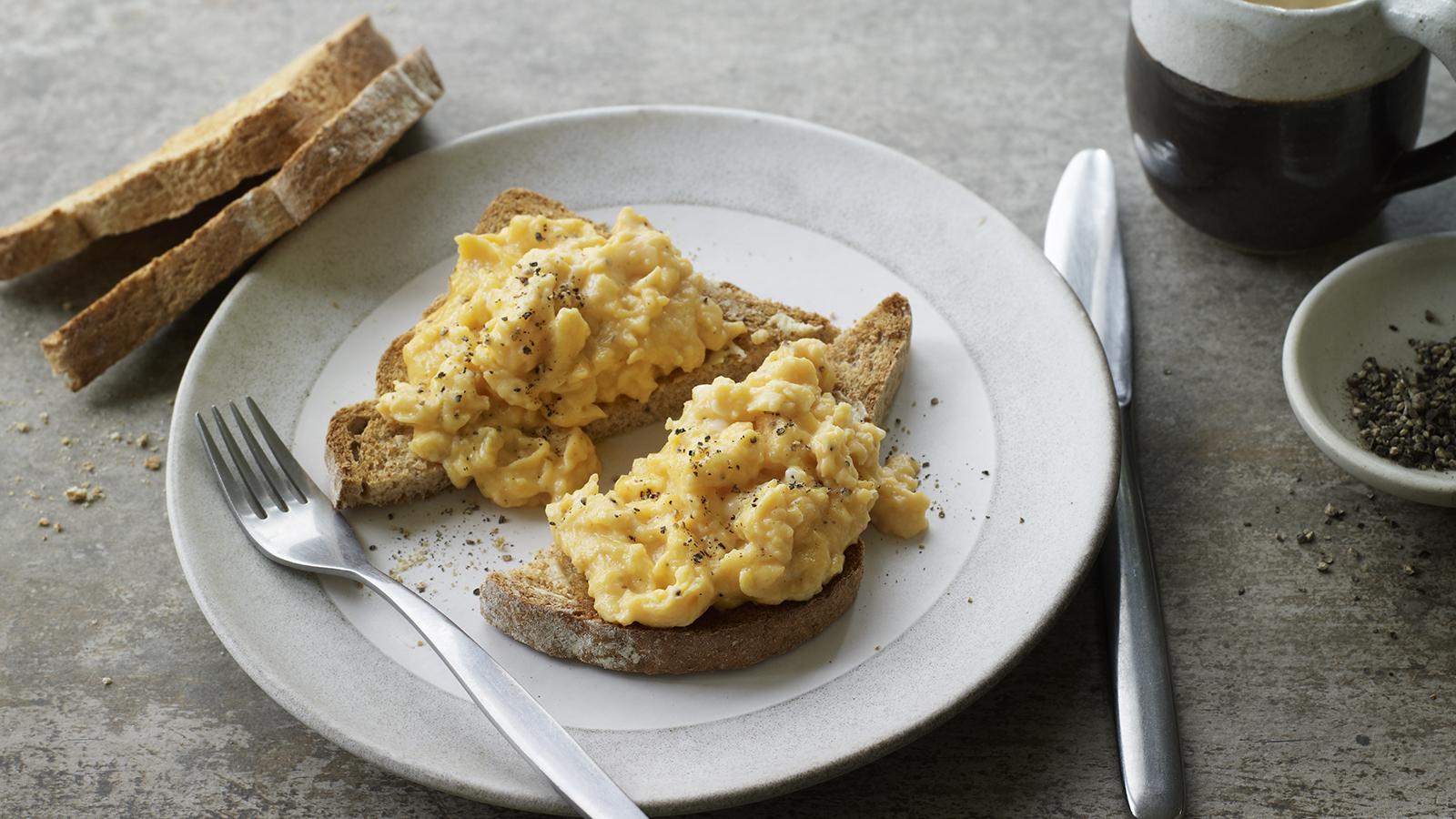 microwave-scrambled-eggs-recipe