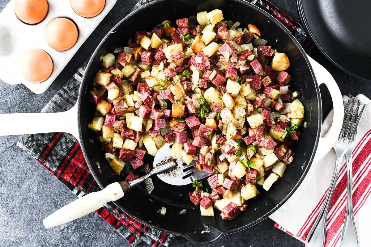skillet-corned-beef-hash-recipe