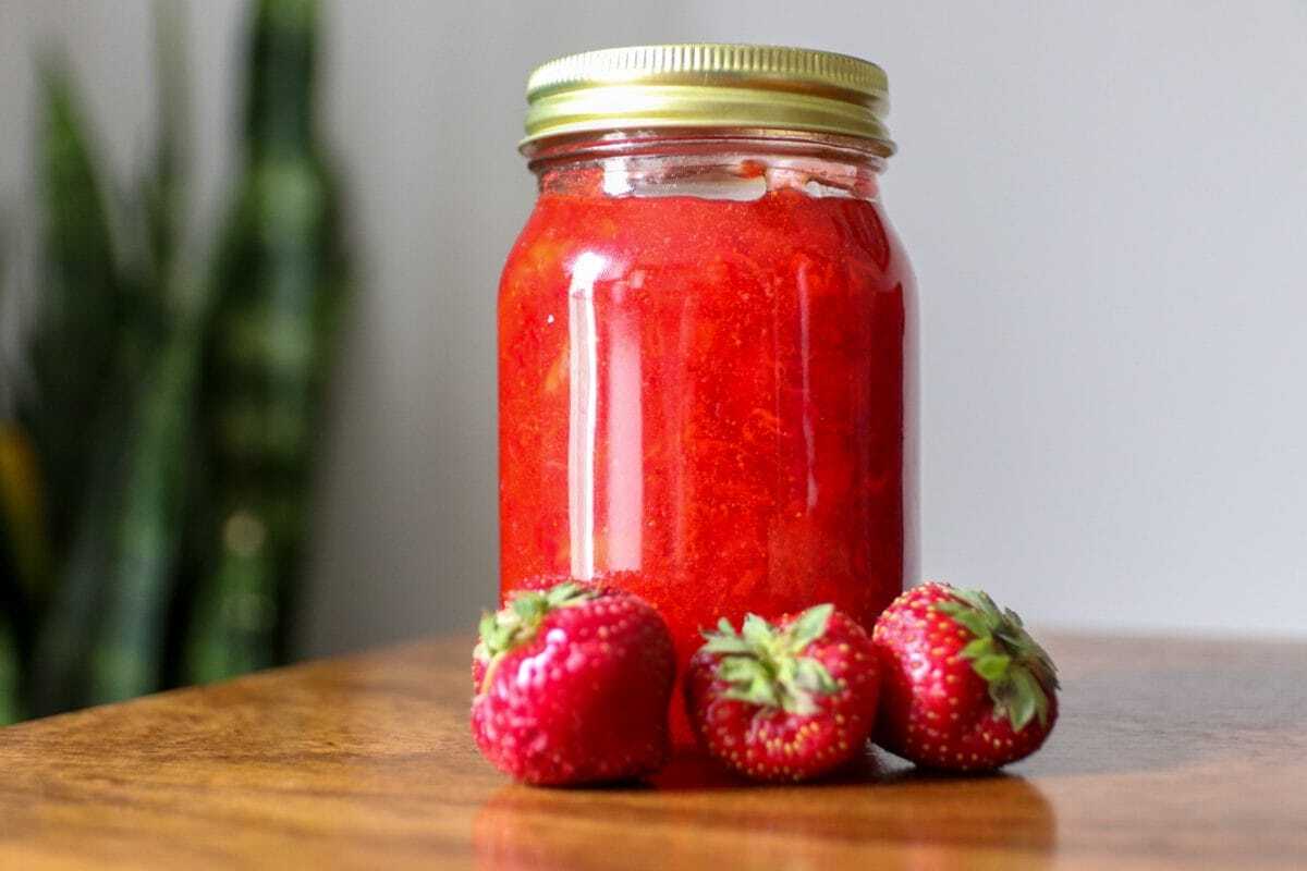 strawberry-freezer-jam-recipe